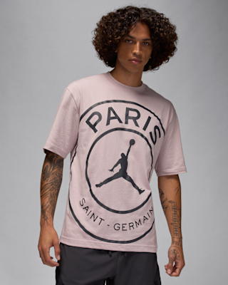 Paris Saint-Germain Men's T-Shirt. Nike AU